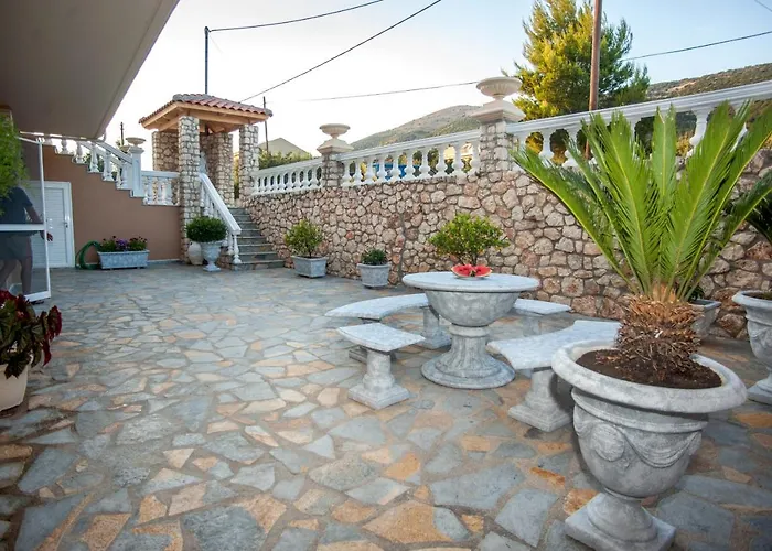 La Casa Di Linda Apartment *