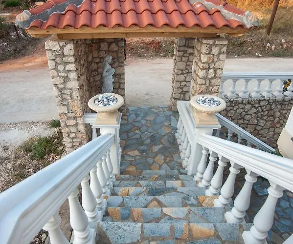 La Casa Di Linda Apartment *